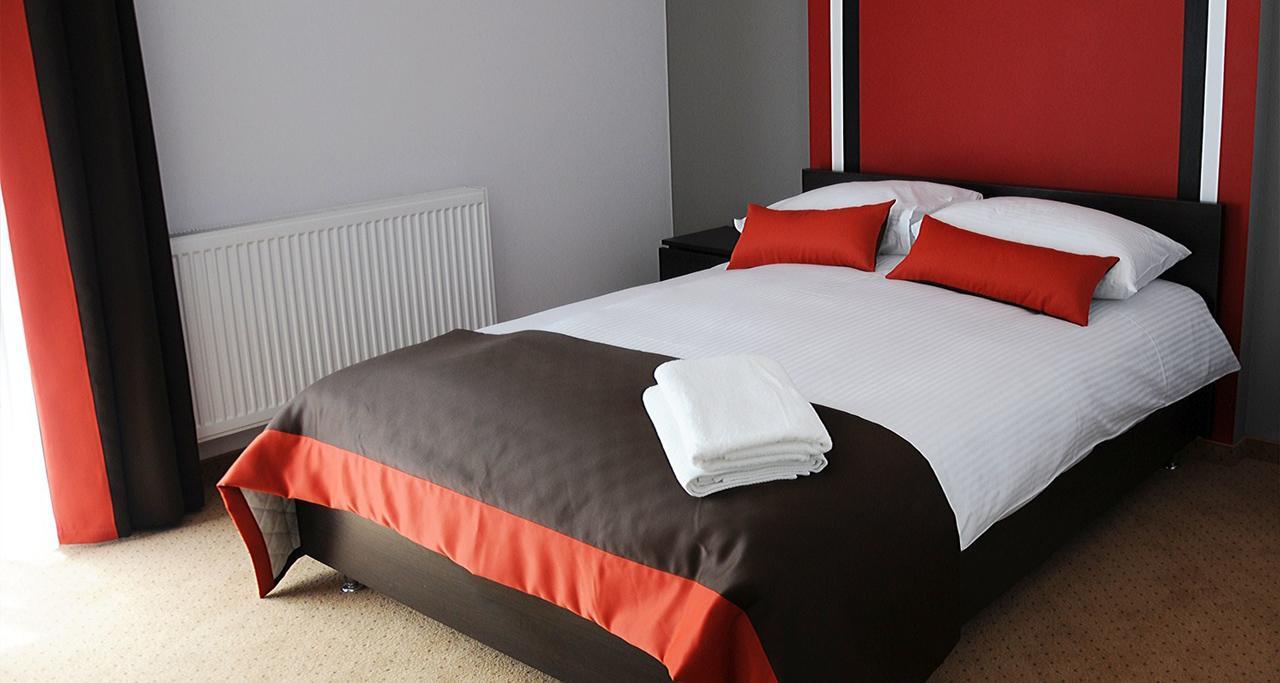 Hotel Klaudia Juszczyn Buitenkant foto