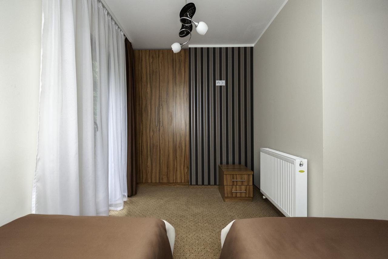 Hotel Klaudia Juszczyn Buitenkant foto