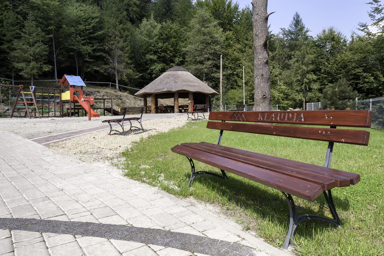Hotel Klaudia Juszczyn Buitenkant foto