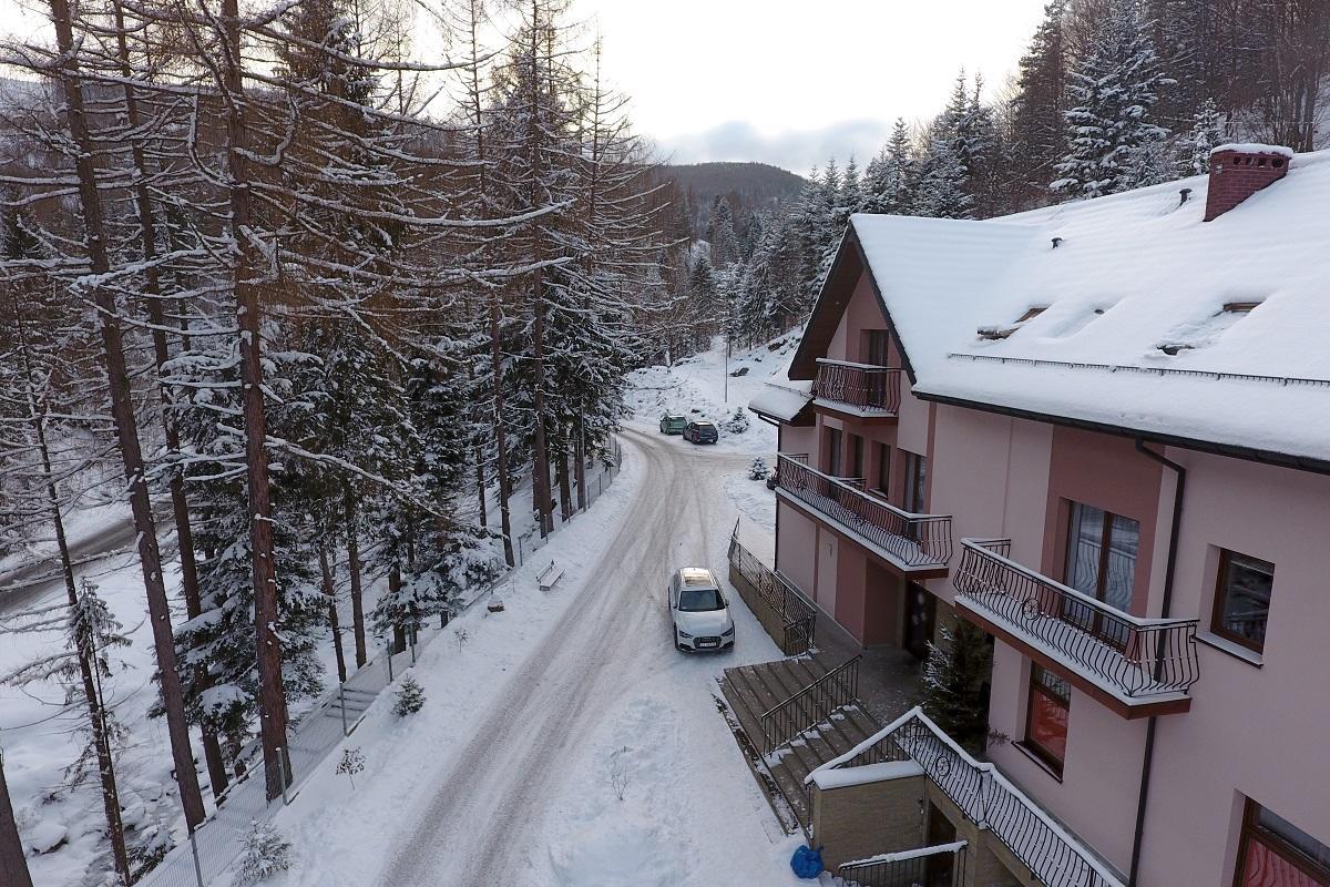 Hotel Klaudia Juszczyn Buitenkant foto